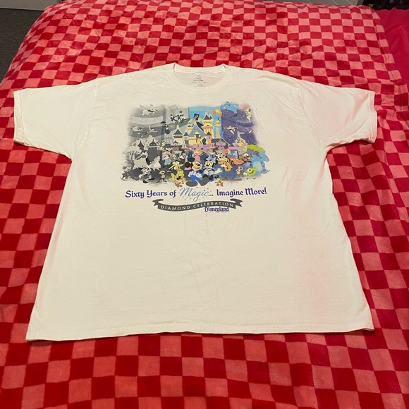 White short sleeve, Disney tee shirt 60 years of magic - Picture 7 of 7